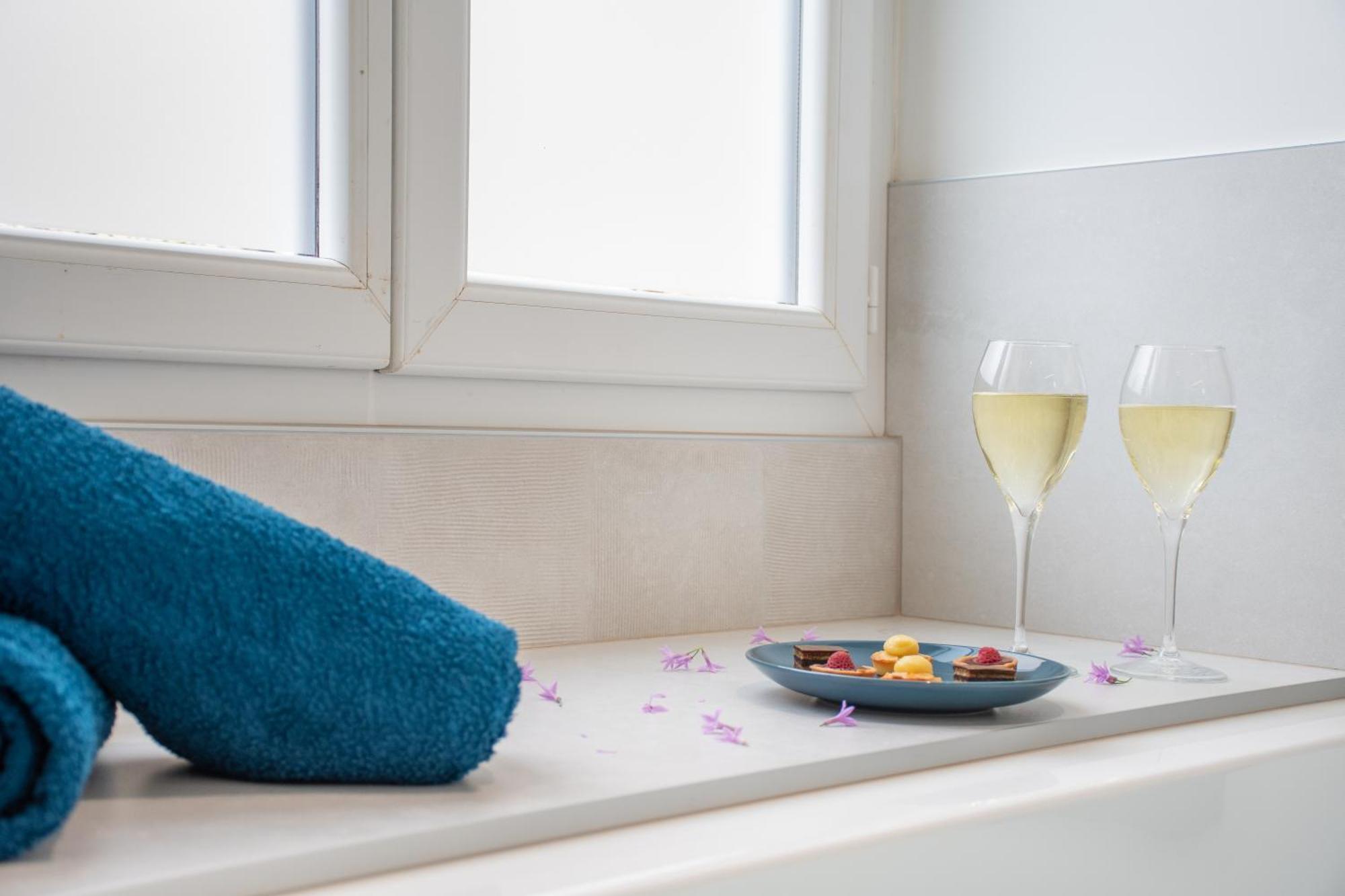 L'Appartement Des Ducs Avec Baignoire Double 낭트 외부 사진